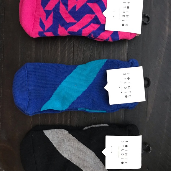 3 Pairs Pointe Studio Grip Socks size M-L - Picture 2 of 2
